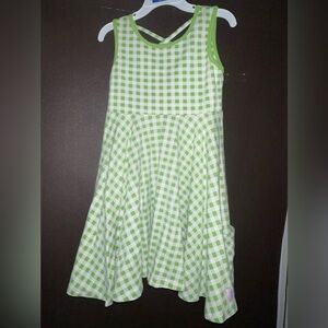 SweetHoney girls 5T dress VGUC - Green Gingham with pockets.